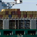 Trump impone dazi del 10% su importazioni: vigore dal 1 aprile al 24 luglio 2023