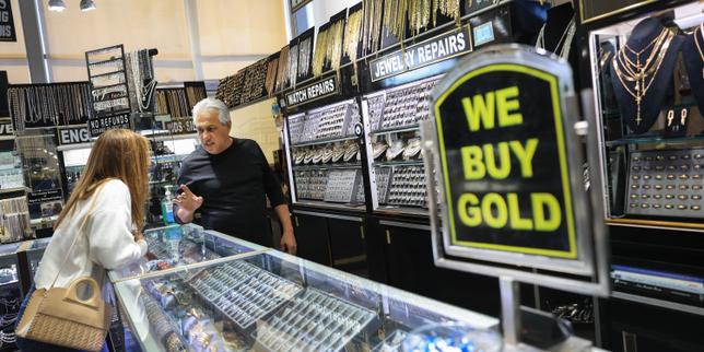 Oro e argento in calo: l’incertezza della Fed fa scendere i prezzi dei metalli preziosi