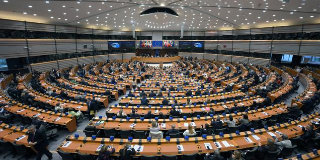 Preferenza europea nella difesa: promesse, discussioni e ritardi nella sua applicazione