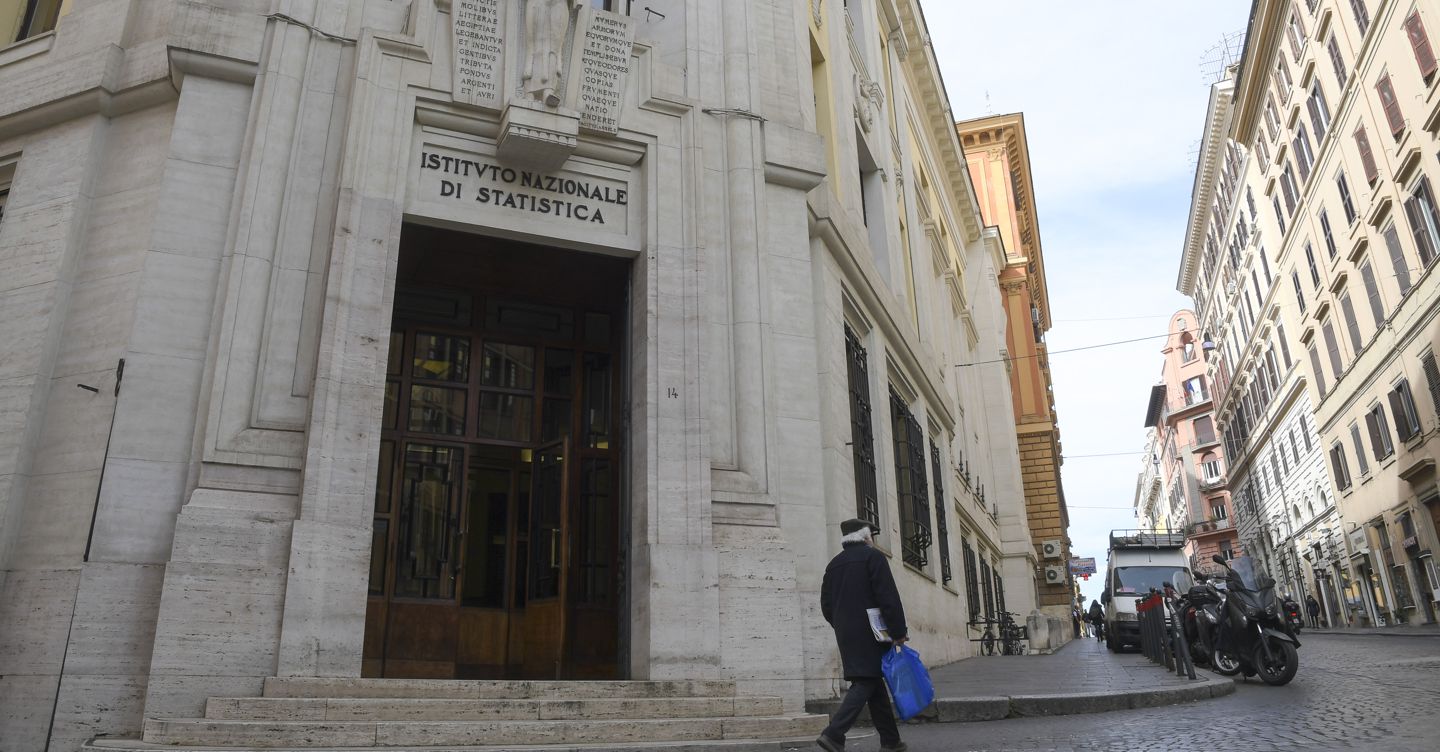 PIL italiano cresce del 0,3 % nel Q4 2025: prospettive di +0,7 % per l’anno