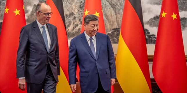 Cina ordina 120 Airbus: Merz annuncia l’espansione della flotta europea a Pechino