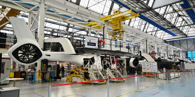 PIL francese 2025 cresce dello 0,9 %, superando le previsioni