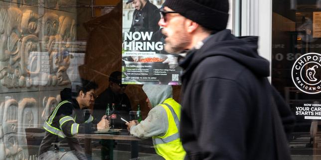 Disoccupazione al 4,3 % ma assunzioni al livello del 2008: la crescita senza occupazione negli USA