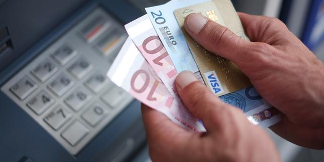 Due casse di risparmio multate oltre 9 milioni di euro per pratiche bancarie ingannevoli