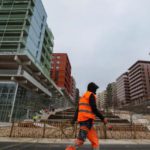Bobigny: 21 imputati e 3 società in tribunale per lavoro occultato e impiego di stranieri senza titoli per il villaggio olimpico