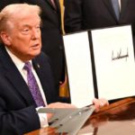 IA negli USA: Trump punta a eliminare le regole per dominare, ma rischia di indebolire la sua supremazia