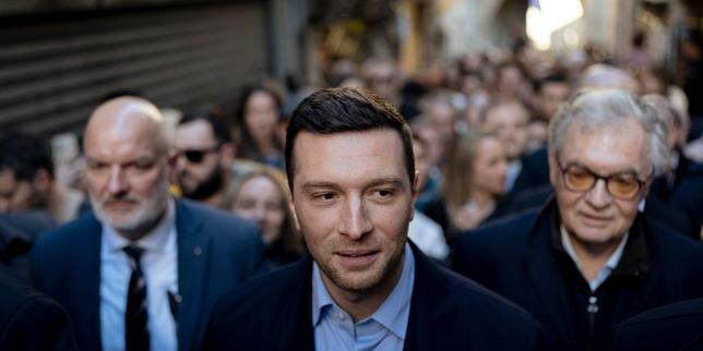 Jordan Bardella in campagna: visita a Agde e Carcassonne per sostenere i candidati del RN alle elezioni comunali del 2026