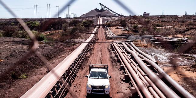 Anglo American riduce l'85% di De Beers: crisi del mercato dei diamanti spinge al cambiamento