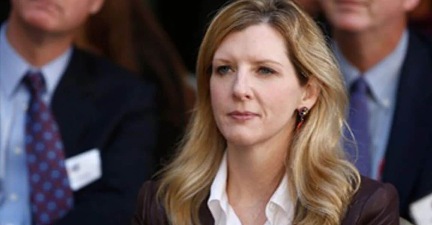 Kathy Ruemmler dimette da Goldman Sachs in seguito alla pubblicazione di milioni di pagine su Jeffrey Epstein